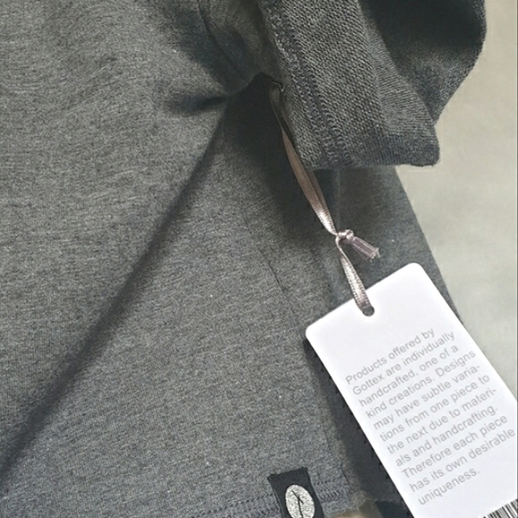 X by Gottex Wm's Grey Short Rolled Sleeve Pullover Hoodie w/ Screen Print Sz XS - Picture 15 of 16